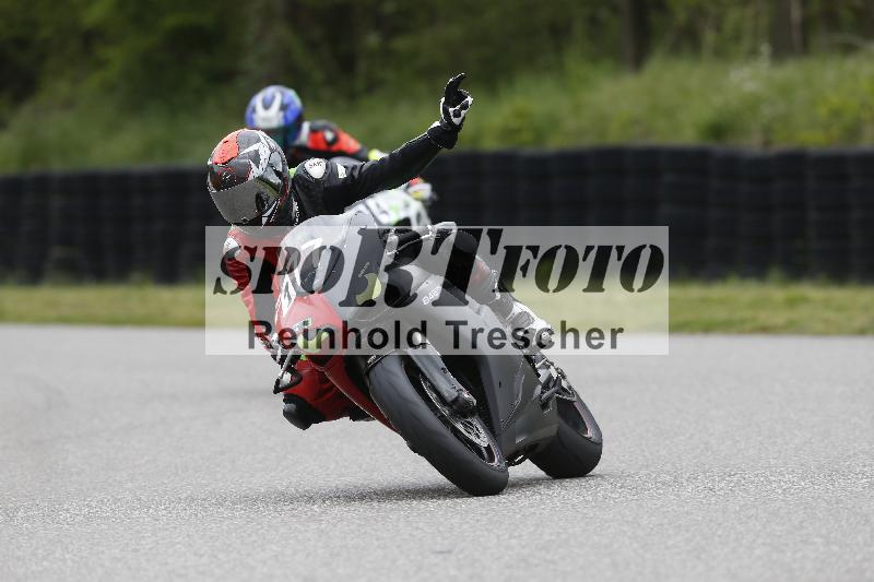 /Archiv-2025/08 20.04.2025 Speer Racing ADR/Gruppe gruen/777